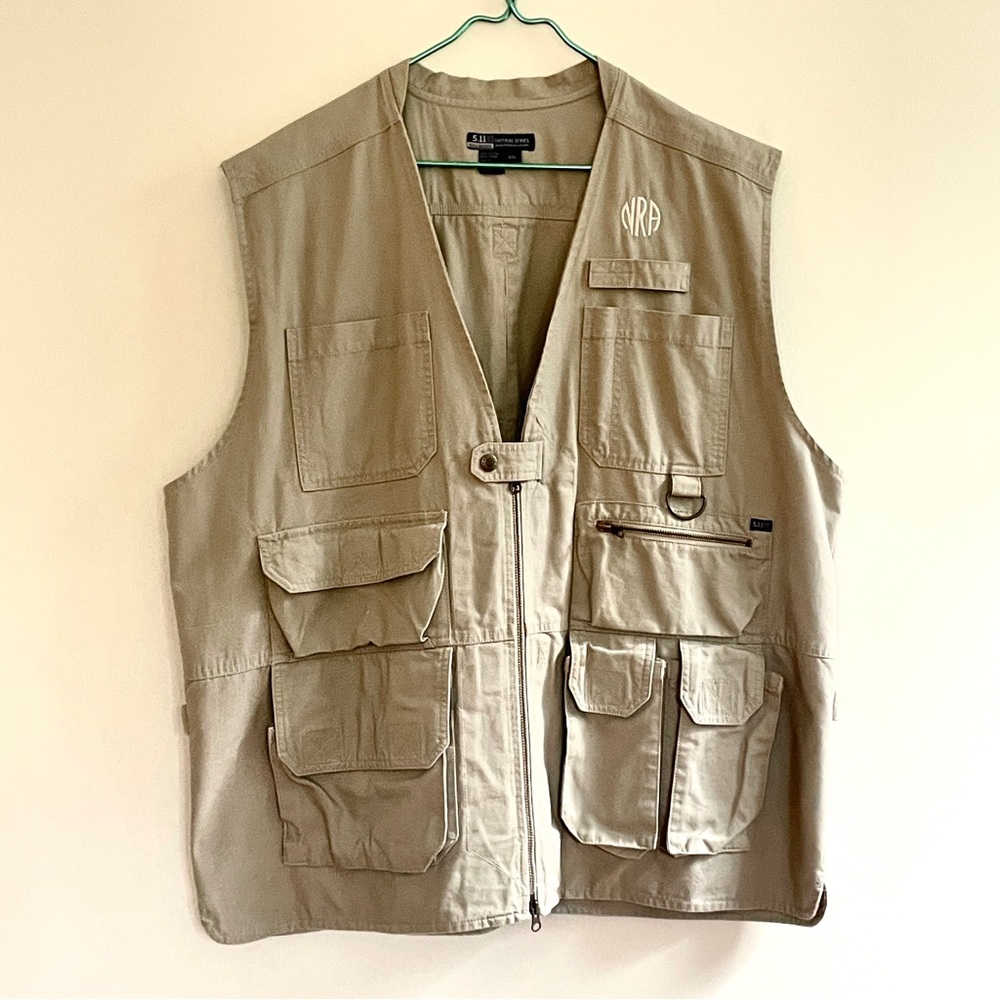 511 Tactical Vest Mens 2XL Series 80001 Hunting Cargo Pockets Utility NRA Logo